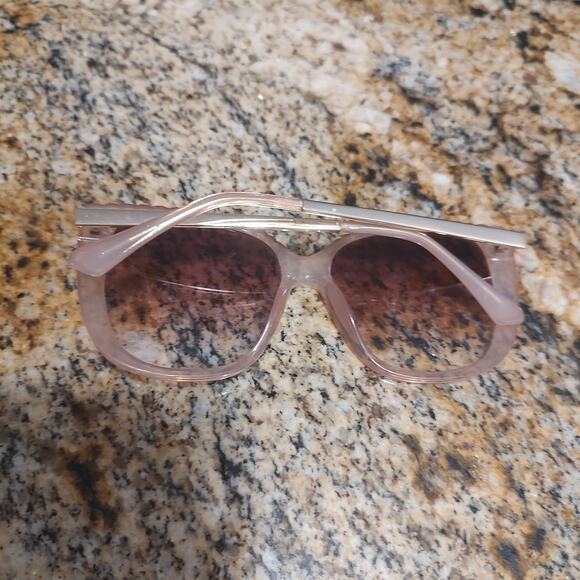 Quay Pink Oversized Sunglasses with Rose Gold Temples - Used main image 11